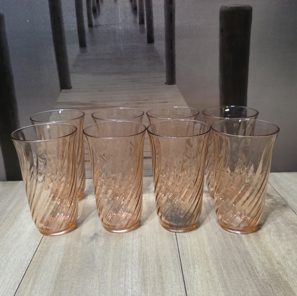 Vintage Arcoroc France "Rosaline" Set Of 8 Water/Juice Glasses. Swirling Lined P